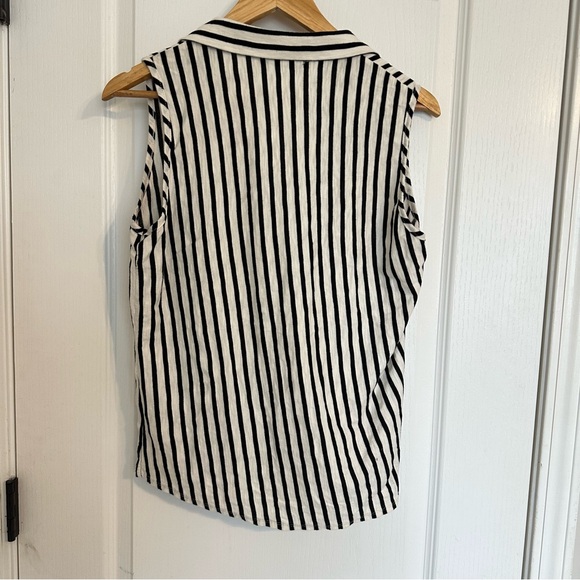 Women’s Striped Sleeveless Blouse - Picture 2 of 2